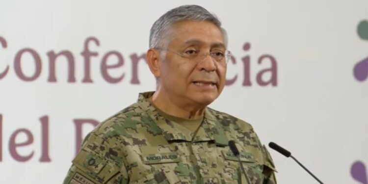 Gobierno de México anuncia inversión de casi 300 mmdp en puertos