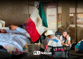 Productores exigen pagos: inician huelga de hambre