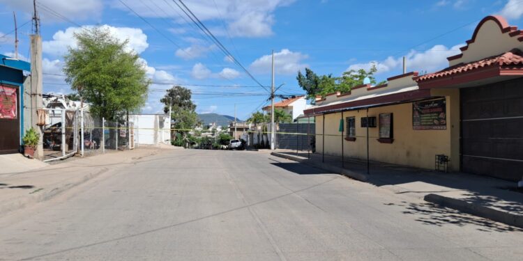 Rafaguean casa en la colonia López Mateos, en Culiacán