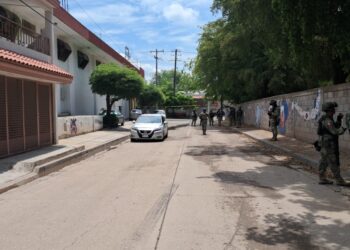Ataque armado en la colonia 10 de mayo deja una persona lesionada y dos vehículos con impactos de bala