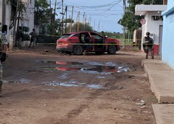 Militares y civiles se enfrentan en Villa Juárez Navolato; hay dos muertos