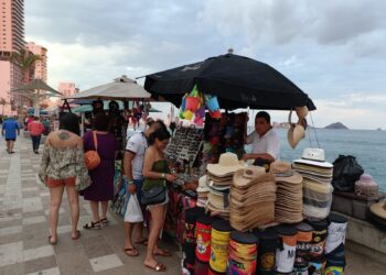 Hoteles de Mazatlán registran buenos niveles de ocupación las primeras dos semanas de vacaciones