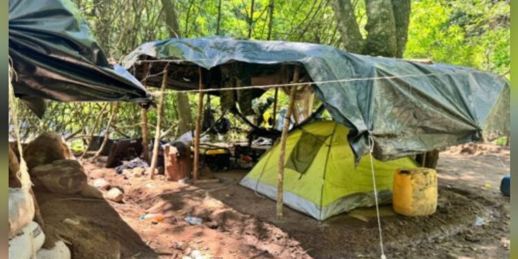 Ejército Mexicano localiza un campamento utilizado por la delincuencia organizada en Mazatlán