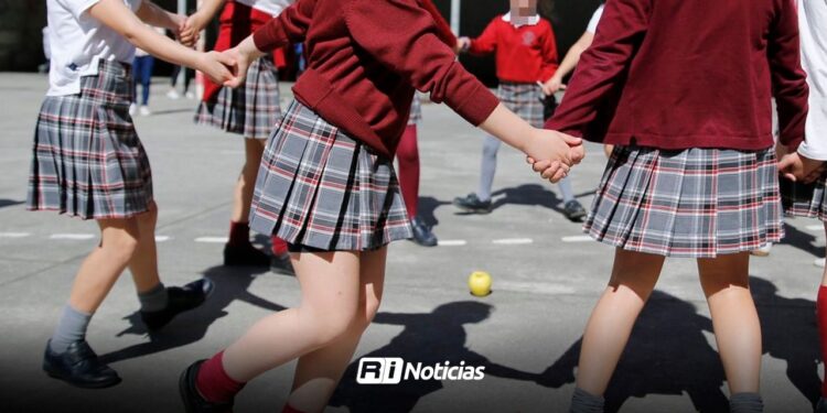 PAN Sinaloa y organizaciones civiles se unen contra la iniciativa de uniformes neutros de Morena