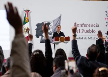 Claudia Sheinbaum reacciona a participación de Enrique Peña Nieto en documental del NAIM