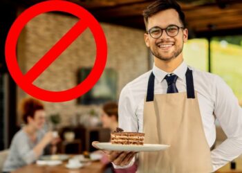 Una mesa, una cuenta: comensales ya NO podrán pedir CUENTAS SEPARADAS en los restaurantes