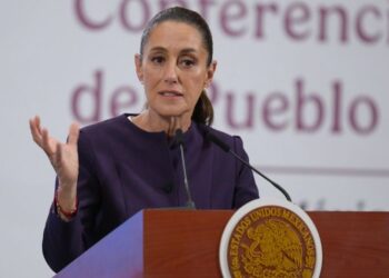 Claudia Sheinbaum niega uso de CURP biométrica para padrón electoral del INE