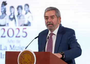 Canciller De la Fuente presenta nuevo modelo de atención consular, ¿en qué consiste?