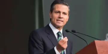 “Nunca di línea para asignar contratos”, sentencia Peña Nieto sobre señalamientos por caso Pegasus
