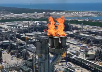 Sheinbaum confirmó que refinería de Dos Bocas tuvo un “problema eléctrico”