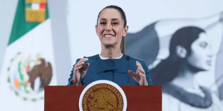 ¿Sheinbaum asistirá al Congreso para entregar su primer informe? Habla sobre sus actividades el 1 de septiembre