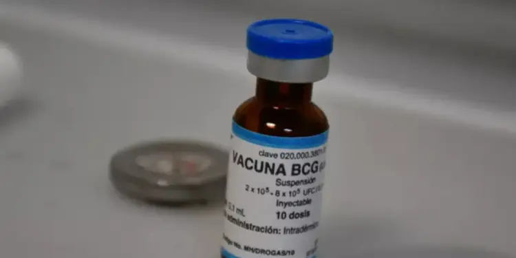 Secretaria de Salud alerta por escasez mundial de vacuna para bebés, ¿México está en riesgo?