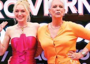 Jamie Lee Curtis y Lindsay Lohan desatan euforia en México en la premier de ‘Otro viernes de locos’