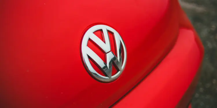 Profeco llama a revisión a miles de autos de Volkswagen, ¿Cuál es el motivo?