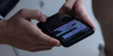 Alertan nuevo modus para robo de datos en aplicaciones de mensajería