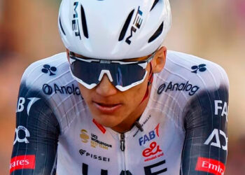 Isaac del Toro hace historia en el Circuito de Getxo: primer latino en ganar la clásica de España