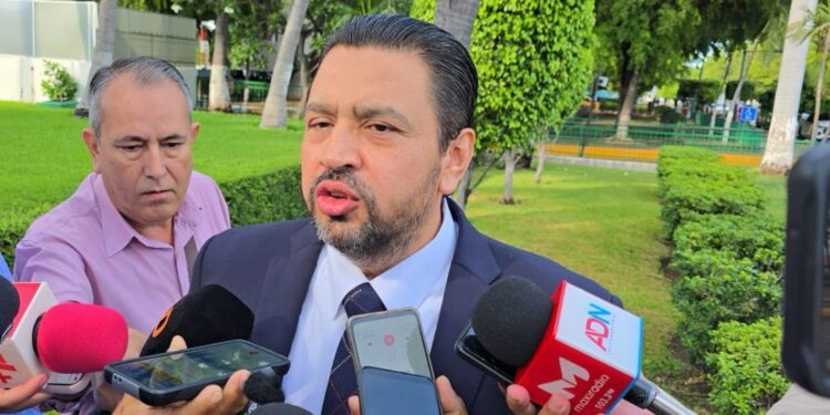 Firma de acuerdo entre México y EEUU, en contra del gusano barrenador, garantiza certidumbre a la ganadería de México y Sinaloa: Ismael Bello Esquivel