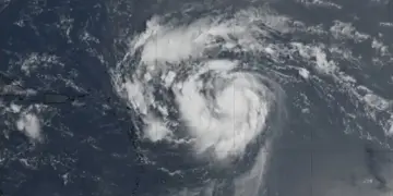 Huracán ‘Erin’ gana fuerza en el Océano Atlántico; ¿afectará a México?