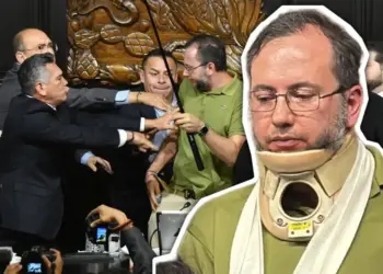 ¿Quién es Emiliano González, colaborador de Fernández Noroña lesionado en pelea con Alejandro Moreno?