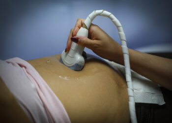 Falta de educación sexual y tolerancia propician embarazo adolescente en México