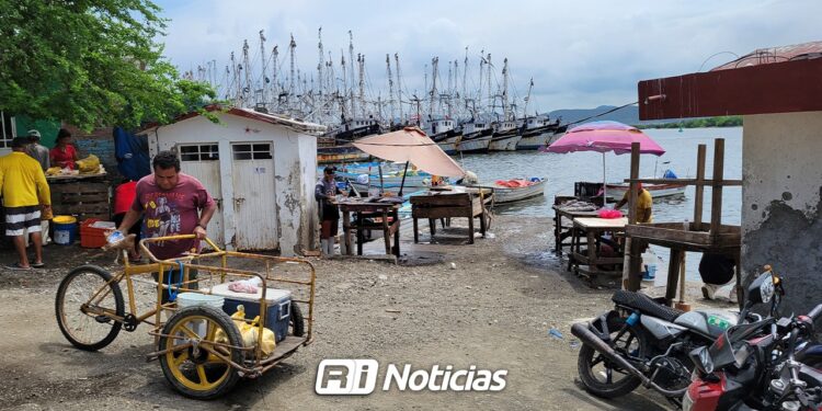 Hallan a hombre sin vida flotando cerca de la Isla de la Piedra