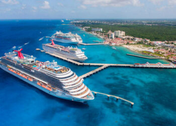 Gobierno de Sheinbaum pide a navieras más derrama en destino