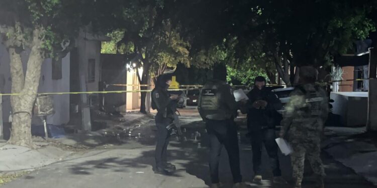 Localizan a joven ejecutado en camino de terracería en Villa Colonial, Culiacán