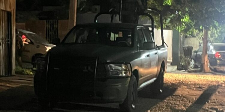 Localizan a hombre ejecutado con mensaje en colonia Pemex, en Culiacán