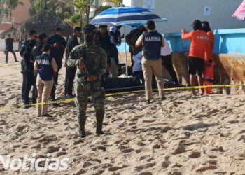 Muere hombre al pie de playa en la zona de cerritos en Mazatlán