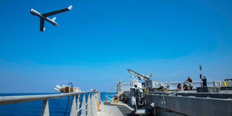 EE.UU. despliega 4 mil militares en el Mar Caribe para lucha contra cárteles