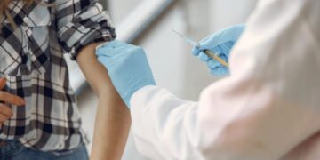 Vacuna contra el sarampión será obligatoria para el regreso a clases, ¿En dónde?