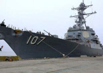 Sheinbaum aboga por la no intervención ante el despliegue militar de EE.UU. en Venezuela