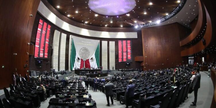 ¿Cuáles son las iniciativas prioritarias que Sheinbaum enviará al Congreso en septiembre?