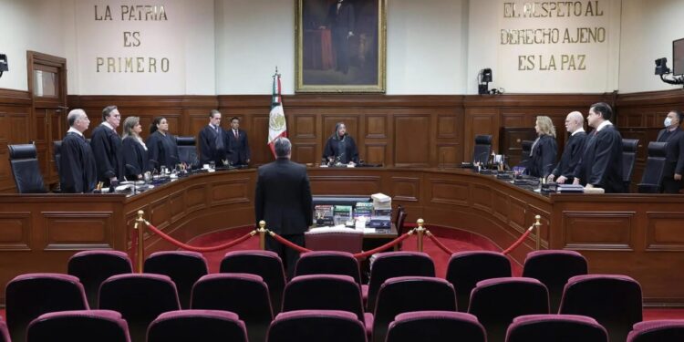 “Suprema Corte cierra su ciclo con el racismo”: Sheinbaum tras amparo a Lorenzo Córdova