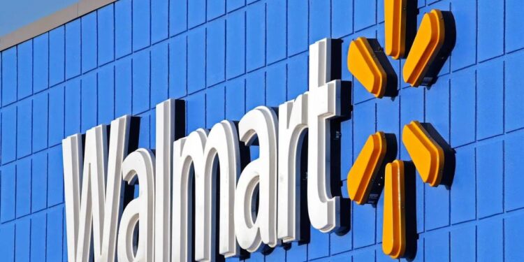 Sheinbaum confirma que la cadena Walmart no se va de México