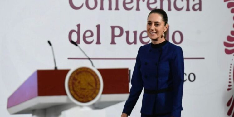 Sheinbaum celebra reducción de la pobreza en México: “¡Qué viva la Cuarta Transformación!”
