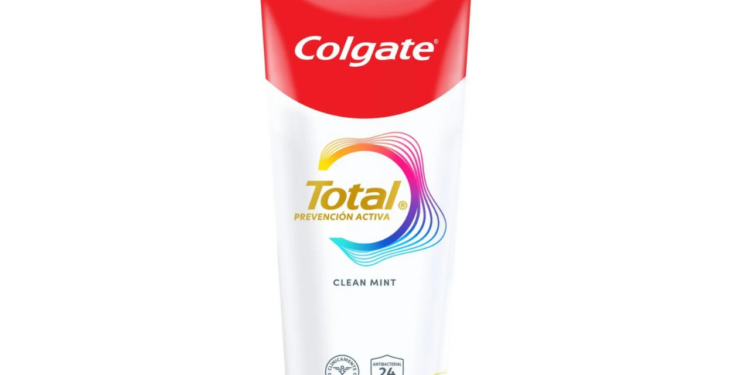 Cofepris ordena el retiro de una pasta dental Colgate, ¿Qué efectos produce?