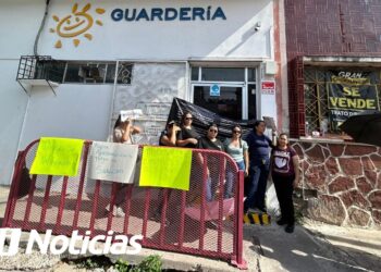 Trabajadoras de guardería Canirac cumplen cuarto día de paro por falta de pagos
