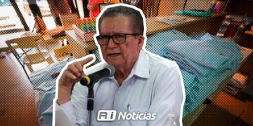 Avanza entrega de apoyos escolares; casos de denuncias irán a la SEP:Castro Meléndrez