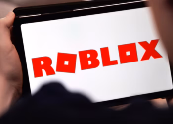 Padres de Estados Unidos demandan a Roblox y acusan a la compañía de facilitar redes de abuso infantil