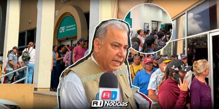 Desplazados por la violencia se manifiestan en la CFE para solicitar instalación de energía eléctrica