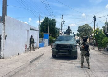 Ejecutan a padre e hijo en la colonia Amistad, en Culiacán