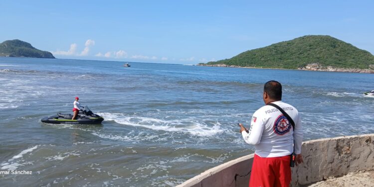 Joven de Ciudad Juárez desaparece en el mar de Mazatlán