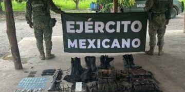 Ejército Mexicano asegura arsenal y explosivos en Escuinapa