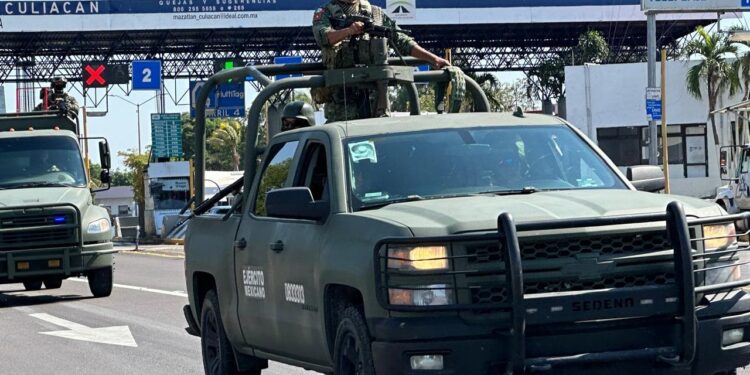 Mujer “levantada” logra escapar en el sector Barrancos, en Culiacán