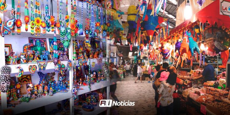 Venta de souvenirs registra ventas de hasta el 80% en mercado Pino Suárez