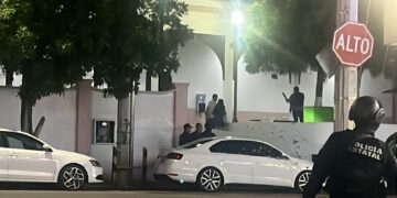 Triple homicidio en ataque armado afuera del Hospital Civil de Culiacán