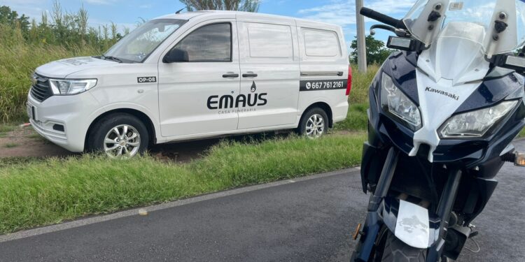 Muere vecino tras quedar atorado en barandal en La Primavera, Navolato