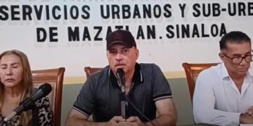 Transportistas de la Alianza de Camiones protestan por entrega de rutas a Águilas del Pacífico