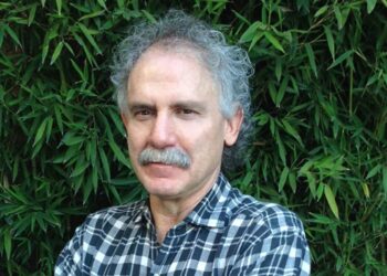 Muere el médico Arnoldo Kraus, destacado investigador y referente en bioética; UNAM se solidariza con sus familiares